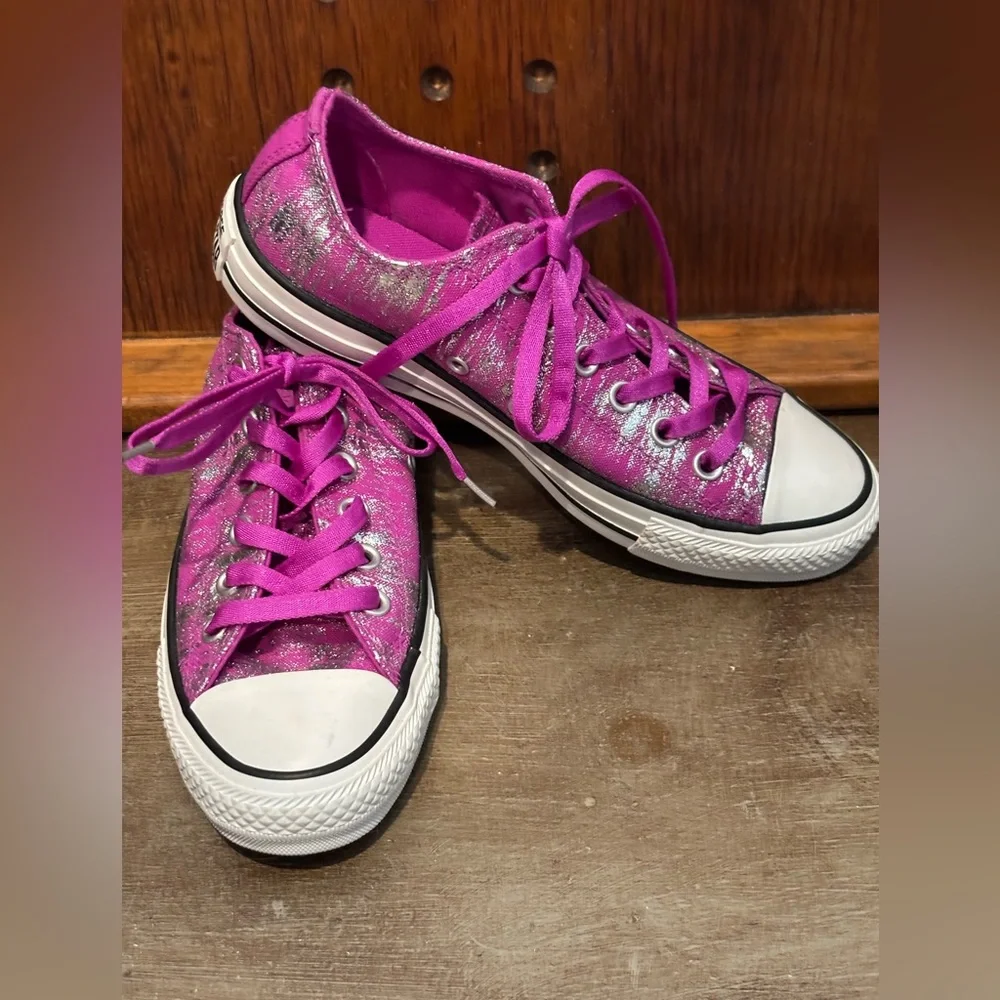 NWOT Converse Chucks Purple Magenta Dark Hot Pink Size 7 - Picture 2 of 4